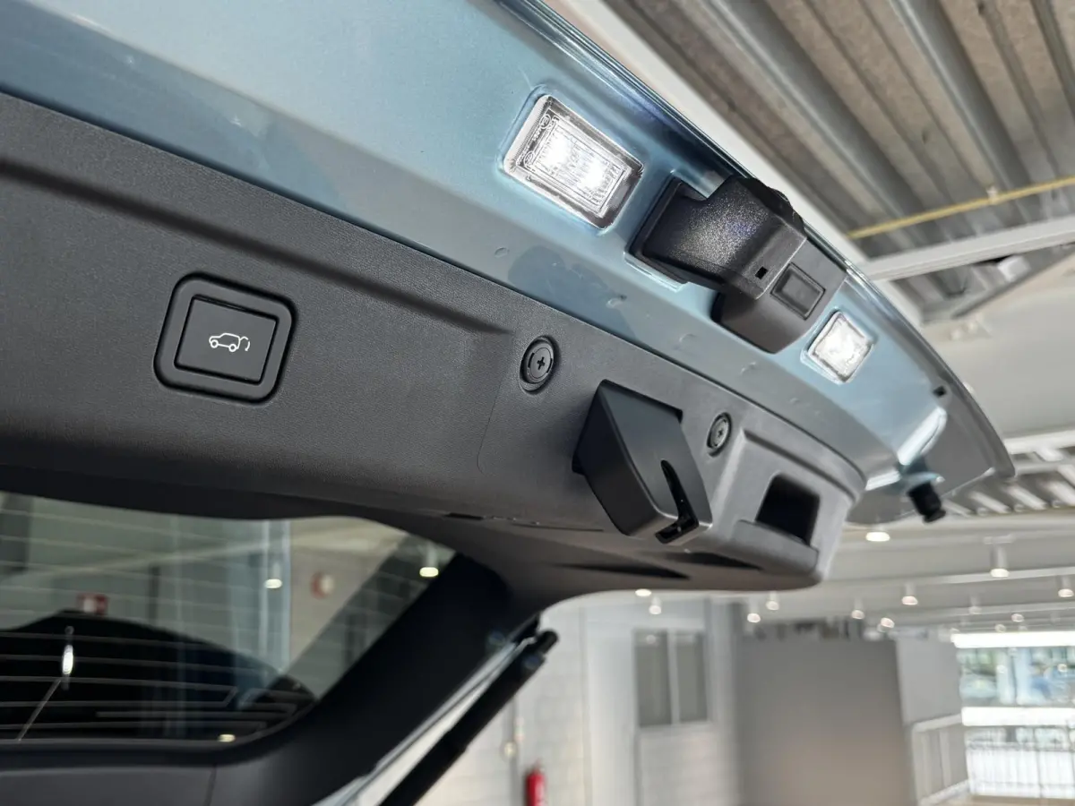 Max 68.8 kWh | DEMODEAL | 272PK | Head-Up | Pano