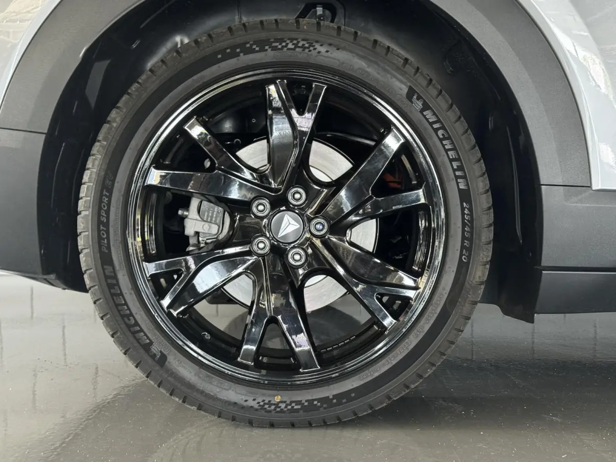 Max AWD 68.8 kWh | DEMODEAL | 435PK | Leder