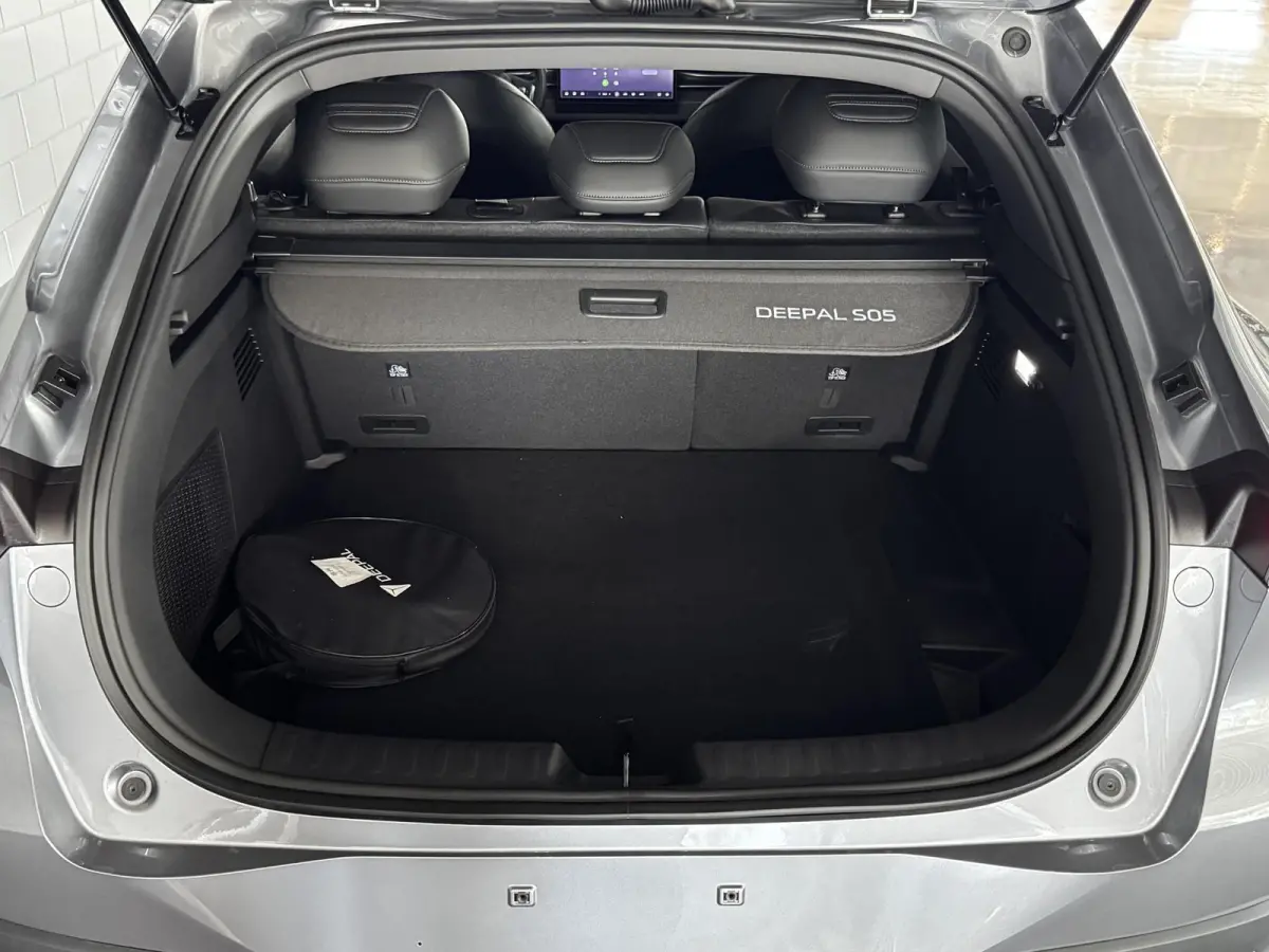 Pro 68.8 kWh | VOORRAADACTIE!! | 272PK | 485km | 1600kg trekgewicht