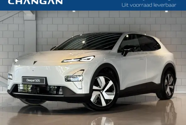 Pro 68.8 kWh | 272PK | 485km |