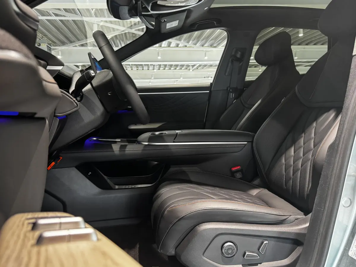 Max 79.97 kWh | DEMODEAL | 467km | Dashcam | E-Trekhaak