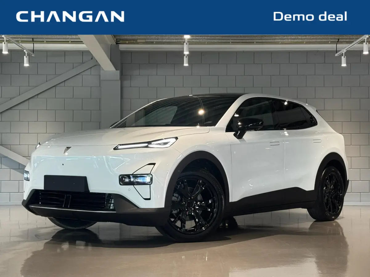 Max 68.8 kWh | DEMODEAL | 272PK | Head-Up | Pano | Stoelvent.