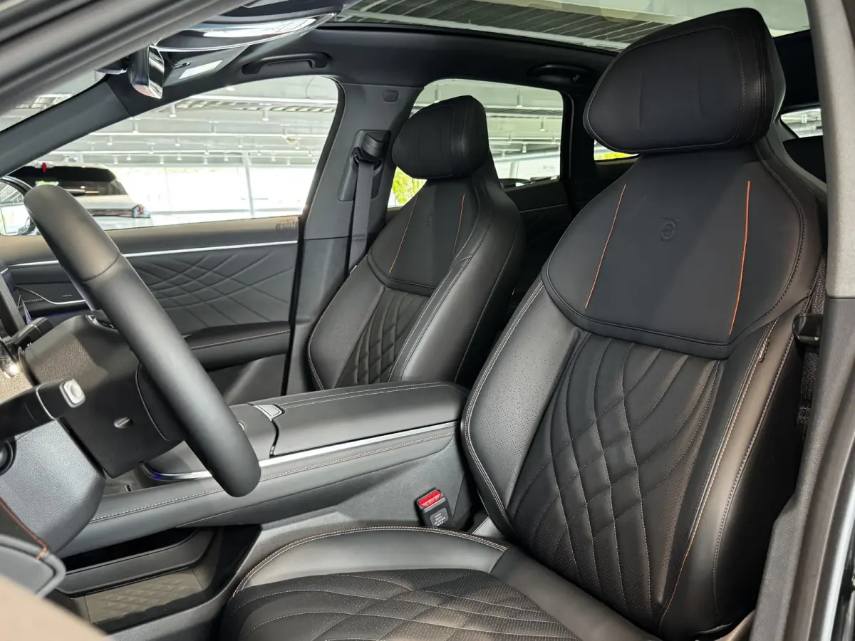 Max 79.97 kWh |DEMODEAL| 467km | 218PK | E-Trekhaak