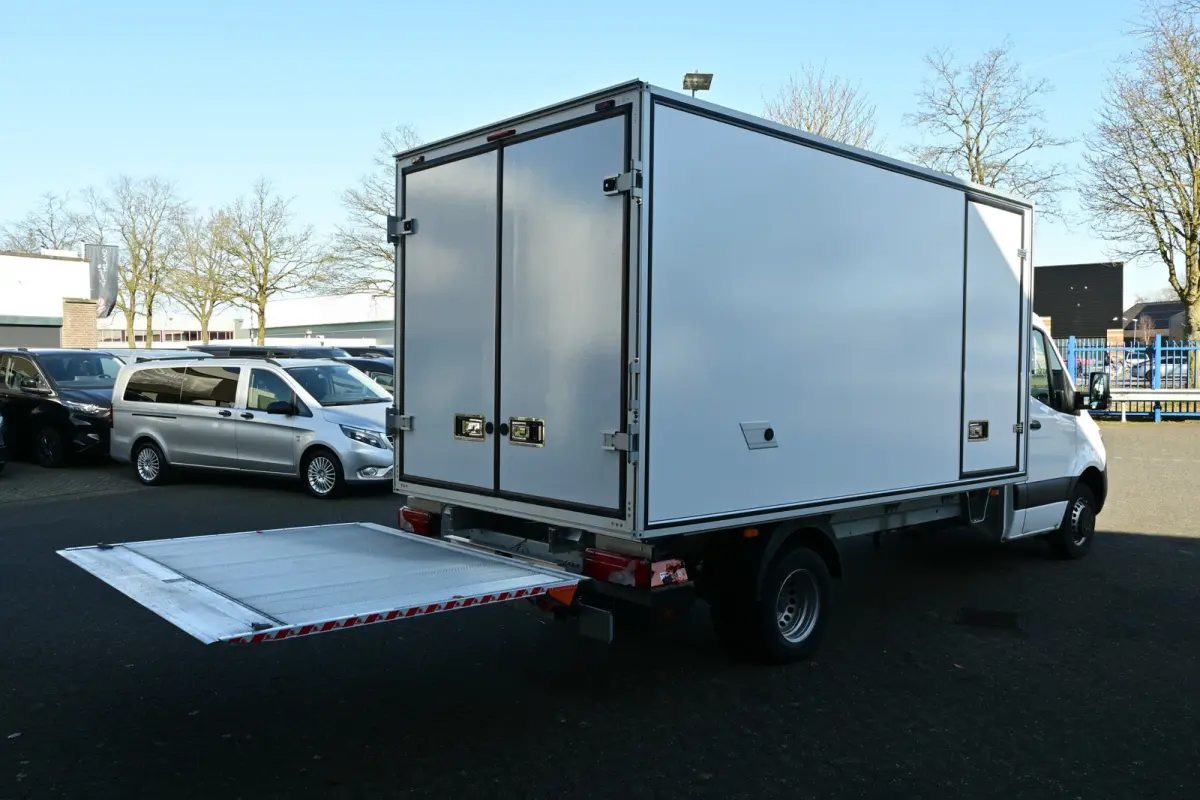 517 CDI L3 Koel Vries Bakwagen met laadklep Dhollandia klep, Konvekta TK3950 -20, D/N 230/380V