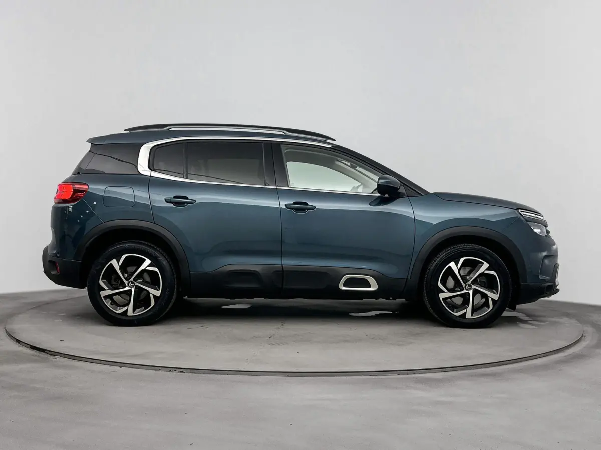 1.6 Plug-in Hybrid 225 Business | Comfort stoelen | Dodehoekdetectie | Navigatie | Lichtmetalen velgen |