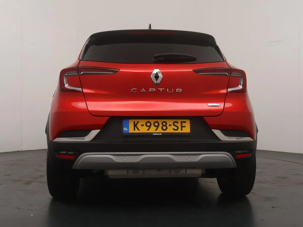 E-TECH plug-in hybrid 160 Intens | Groot Navi | Parkeercamera |
