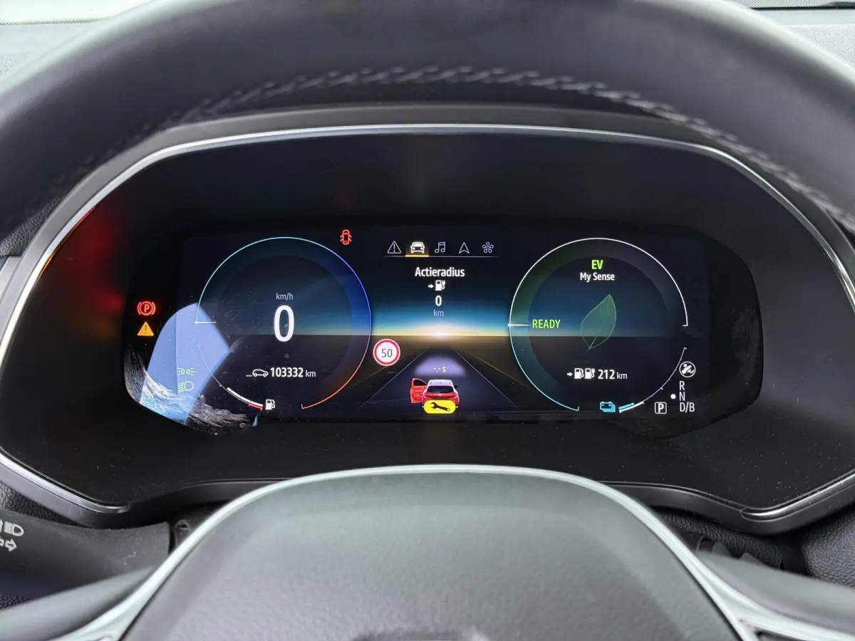 E-TECH plug-in hybrid 160 Intens | Groot Navi | Parkeercamera |