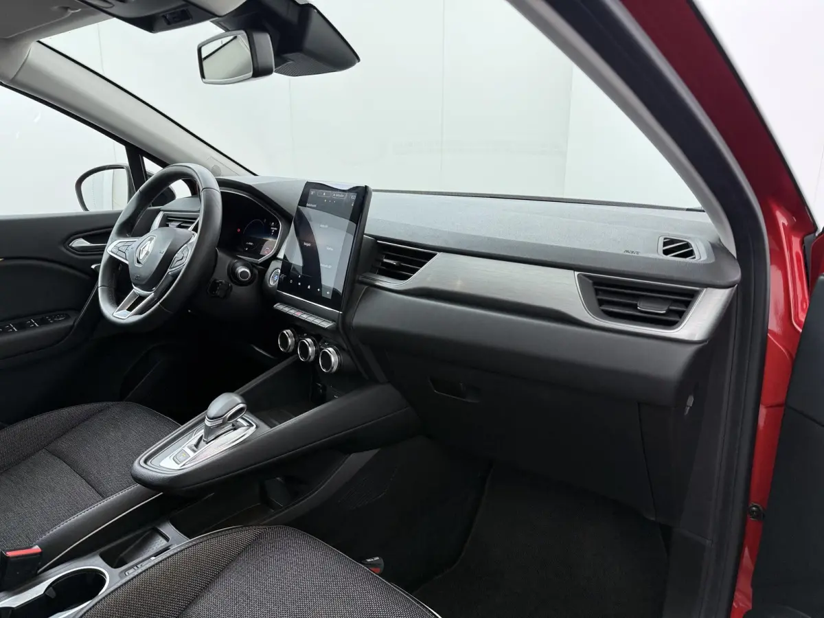 E-TECH plug-in hybrid 160 Intens | Groot Navi | Parkeercamera |