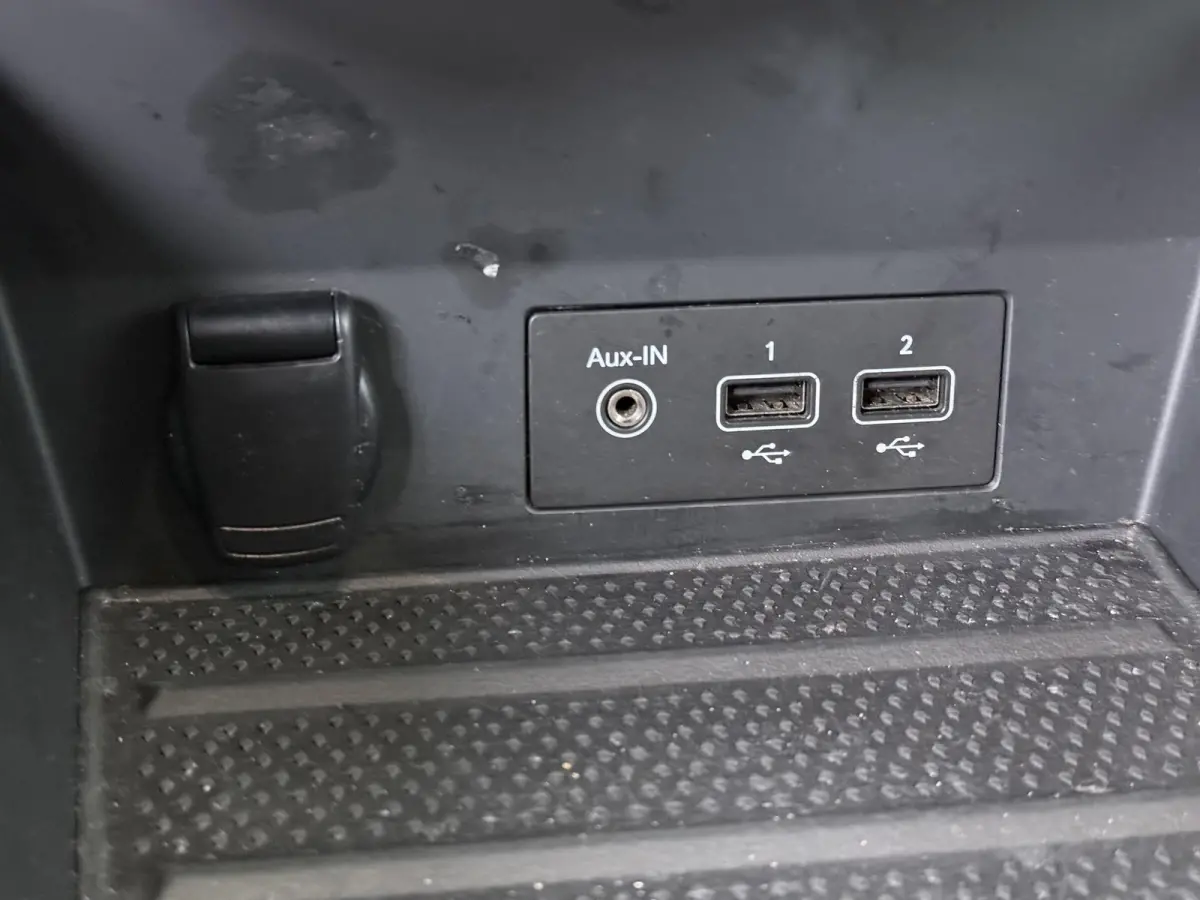 E-TECH plug-in hybrid 160 Intens | Groot Navi | Parkeercamera |