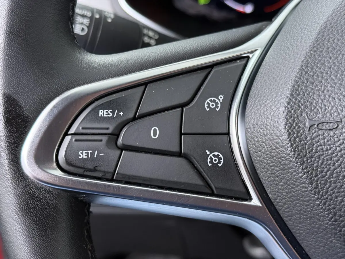 E-TECH plug-in hybrid 160 Intens | Groot Navi | Parkeercamera |