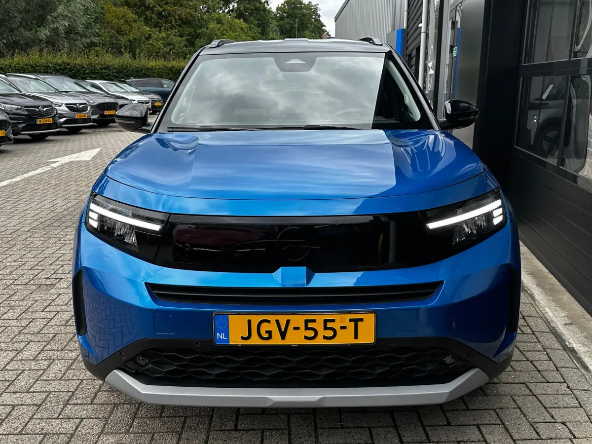 1.2 Turbo Hybrid 145 PK GS | 2+6 JAAR GARANTIE| STUUR, STOEL EN VOORRUITVERWARMING| DODEHOEK DETECTIE| ERGONOMISCHE COMFORTSTOELEN| ELEC. CLIMATE CONTROL| DRAADLOZE TELEFOONLADER| LED KOPLAM