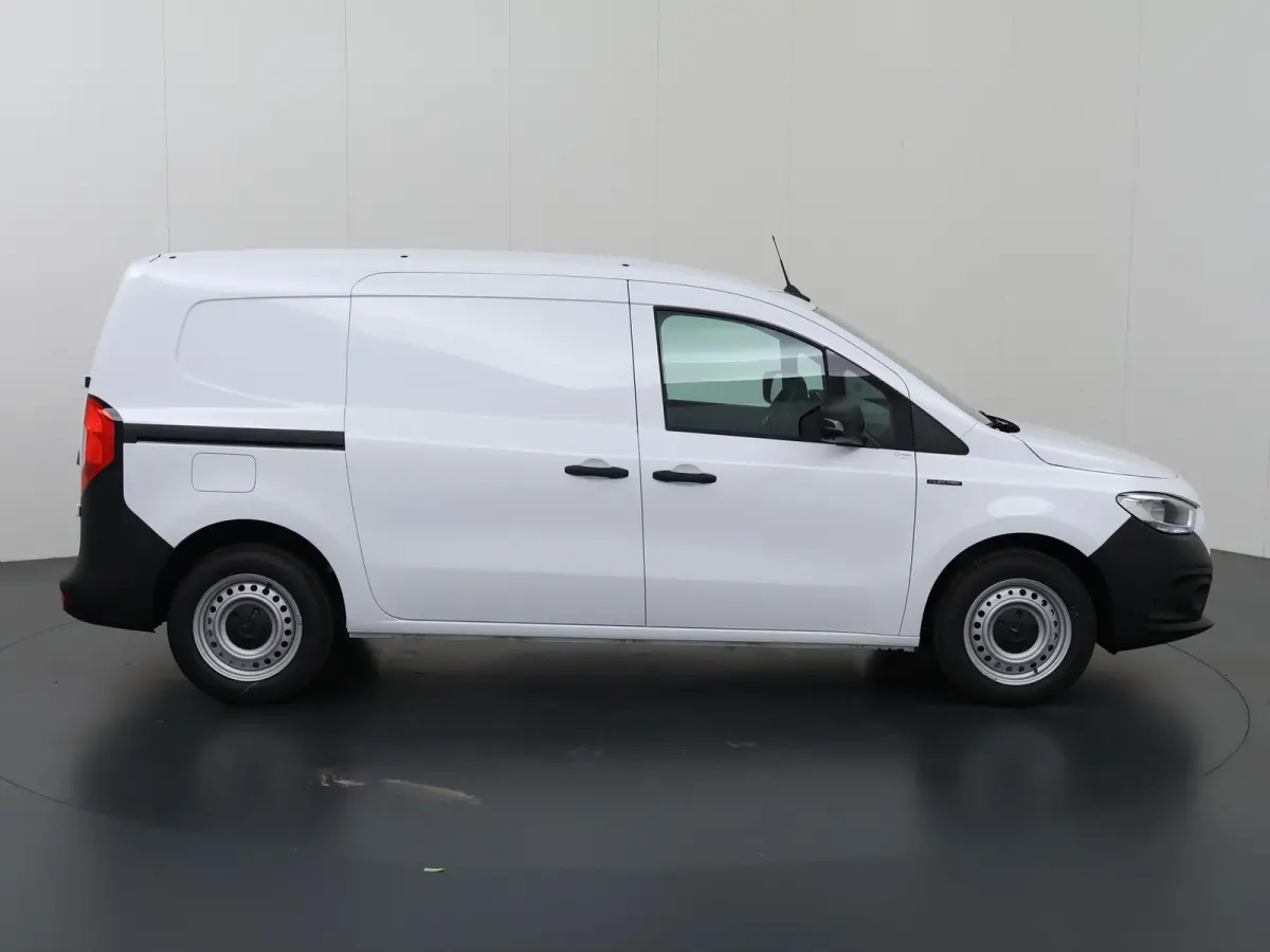 112 GB L2 51kWh | Achteruitrijcamera | Cruise Control | Climate Control | Airco | AC laden 22 kW / DC laden 75 kW |