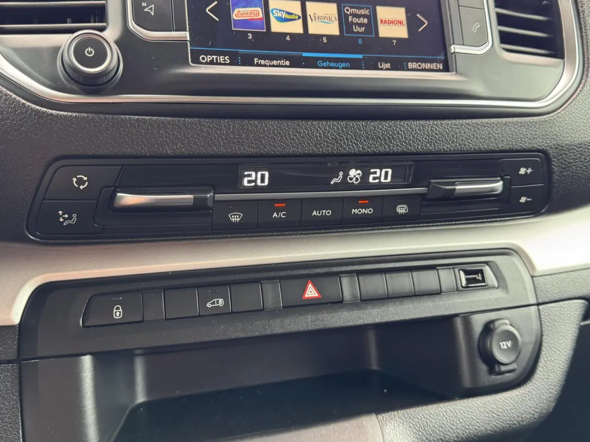 Bestel 2.0 BlueHDI 180 Standard Sport