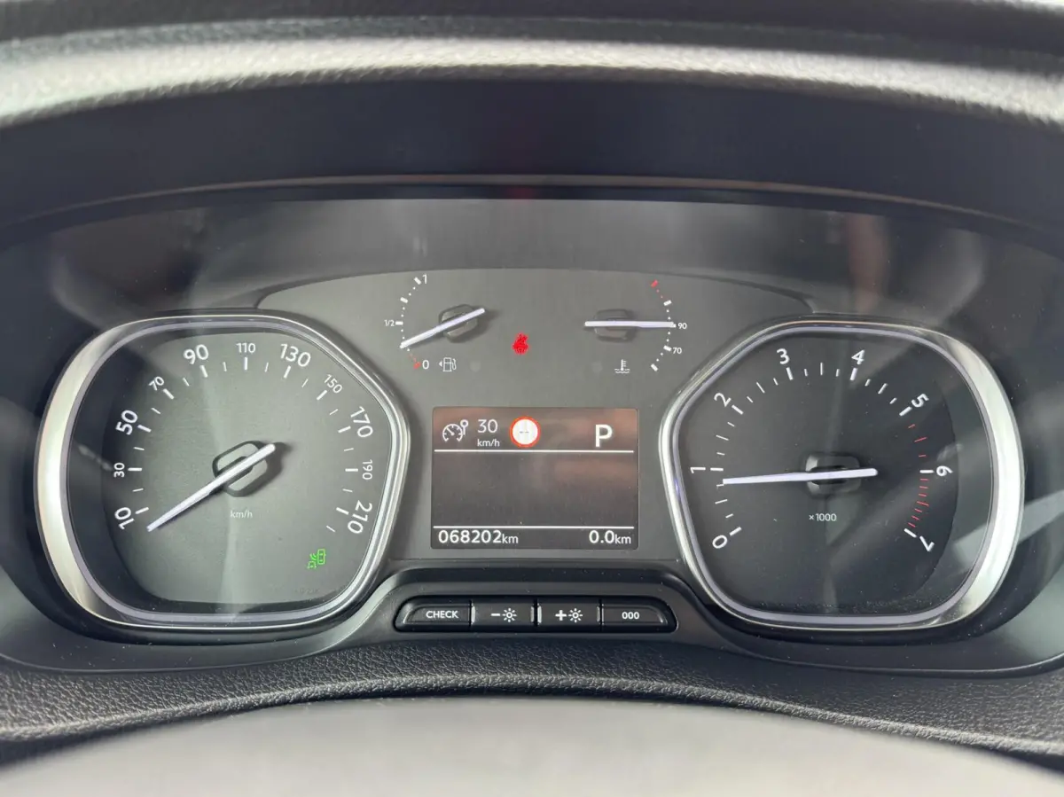 Bestel 2.0 BlueHDI 180 Standard Sport
