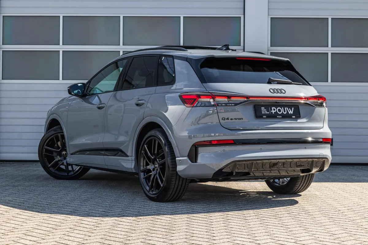 286pk S edition performance 82 kWh | Velgen 21'' | Panoramadak | Trekhaak Uitklapbaar