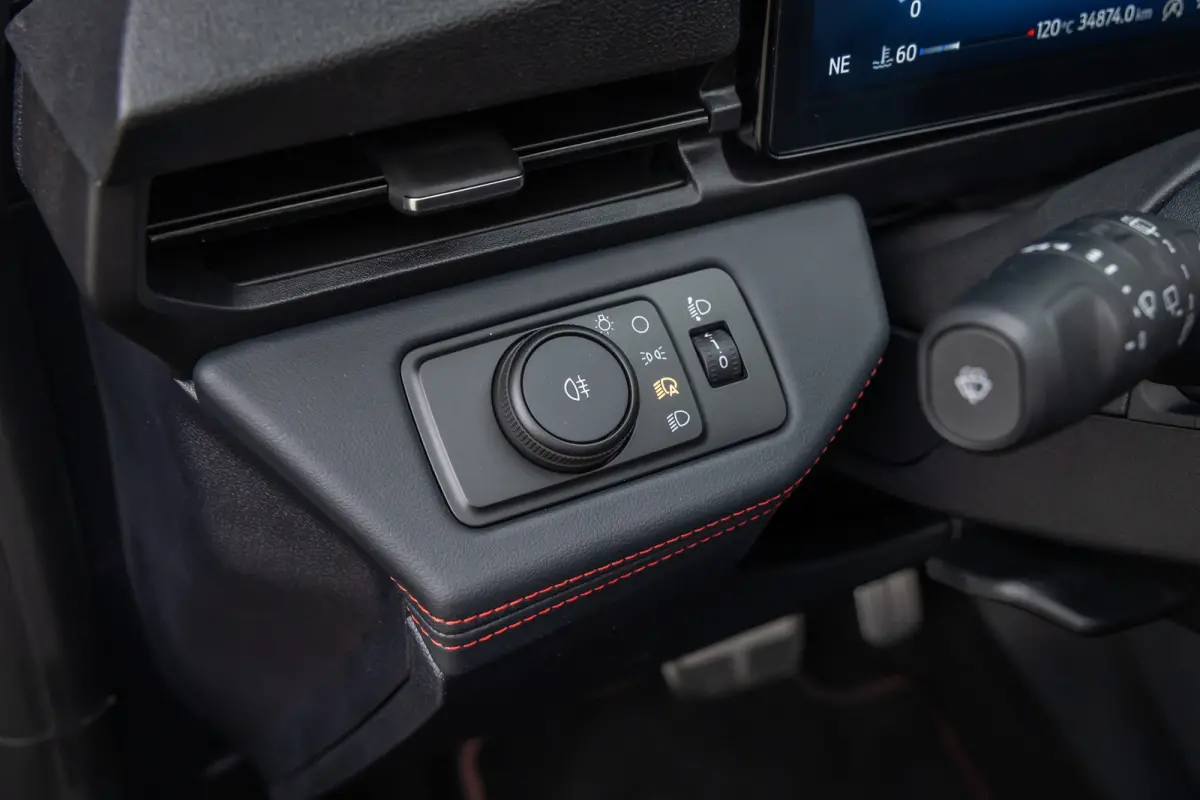 1.0 EcoBoost ST-Line X | Elek. Panorama dak | Adaptive Cruise | 360 Camera | Winterpack | B&O | Apple Carplay/Android Auto | Elek. Panorama dak | Adaptive Cruise | 360 Camera | Winterpack | 