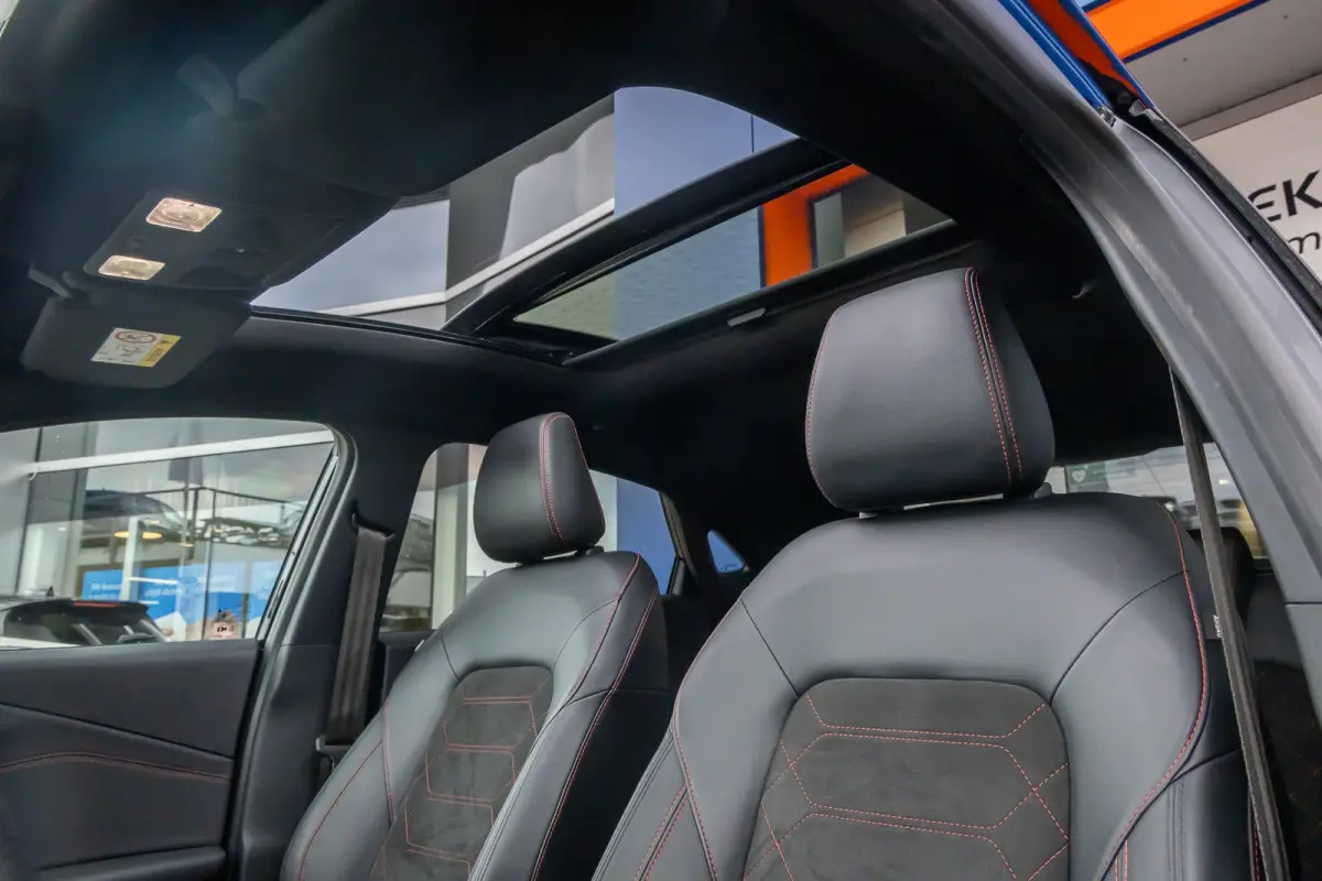 1.0 EcoBoost ST-Line X | Elek. Panorama dak | Adaptive Cruise | 360 Camera | Winterpack | B&O | Apple Carplay/Android Auto | Elek. Panorama dak | Adaptive Cruise | 360 Camera | Winterpack | 