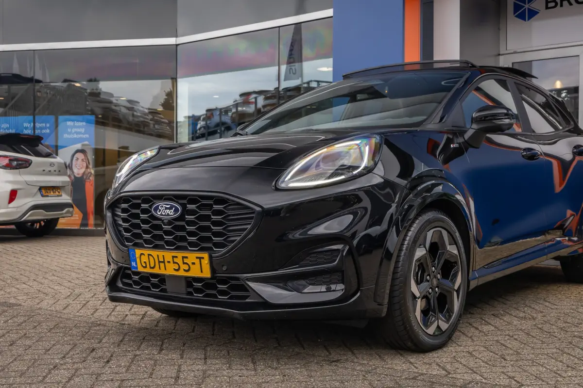 1.0 EcoBoost ST-Line X | Elek. Panorama dak | Adaptive Cruise | 360 Camera | Winterpack | B&O | Apple Carplay/Android Auto | Elek. Panorama dak | Adaptive Cruise | 360 Camera | Winterpack | 