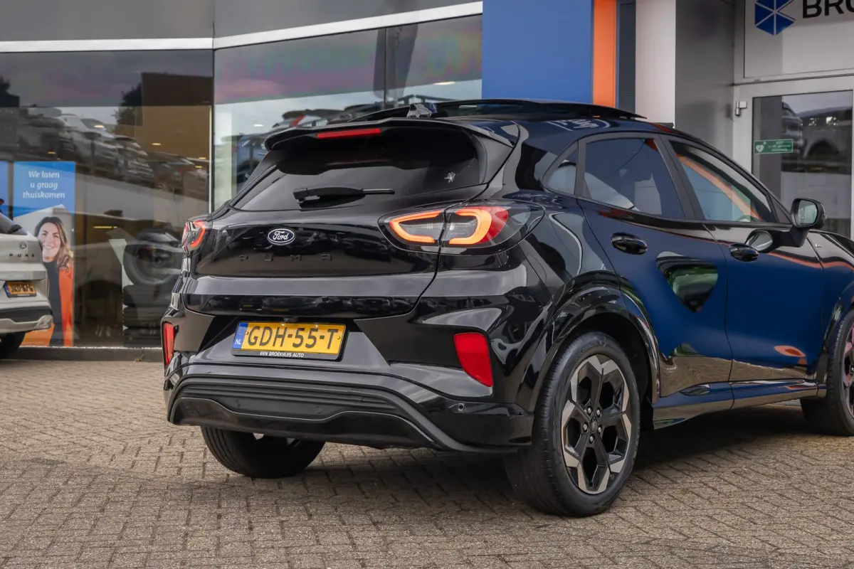1.0 EcoBoost ST-Line X | Elek. Panorama dak | Adaptive Cruise | 360 Camera | Winterpack | B&O | Apple Carplay/Android Auto | Elek. Panorama dak | Adaptive Cruise | 360 Camera | Winterpack | 