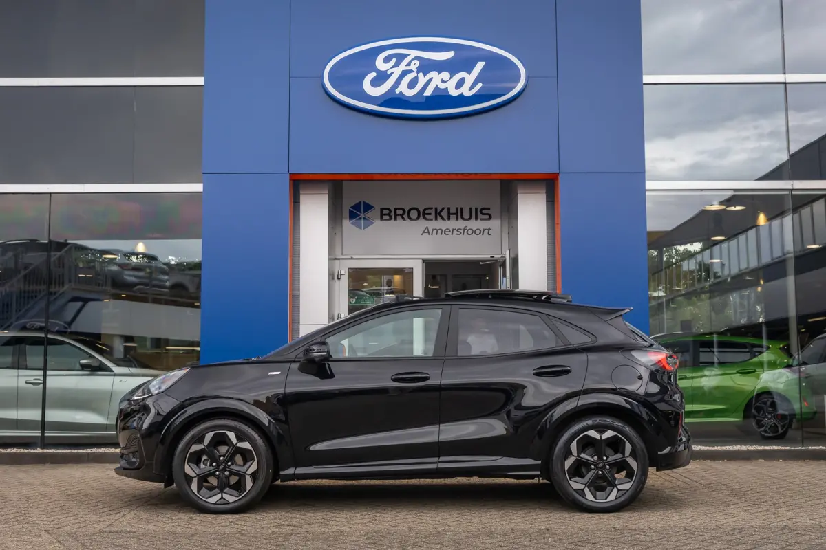 1.0 EcoBoost ST-Line X | Elek. Panorama dak | Adaptive Cruise | 360 Camera | Winterpack | B&O | Apple Carplay/Android Auto | Elek. Panorama dak | Adaptive Cruise | 360 Camera | Winterpack | 