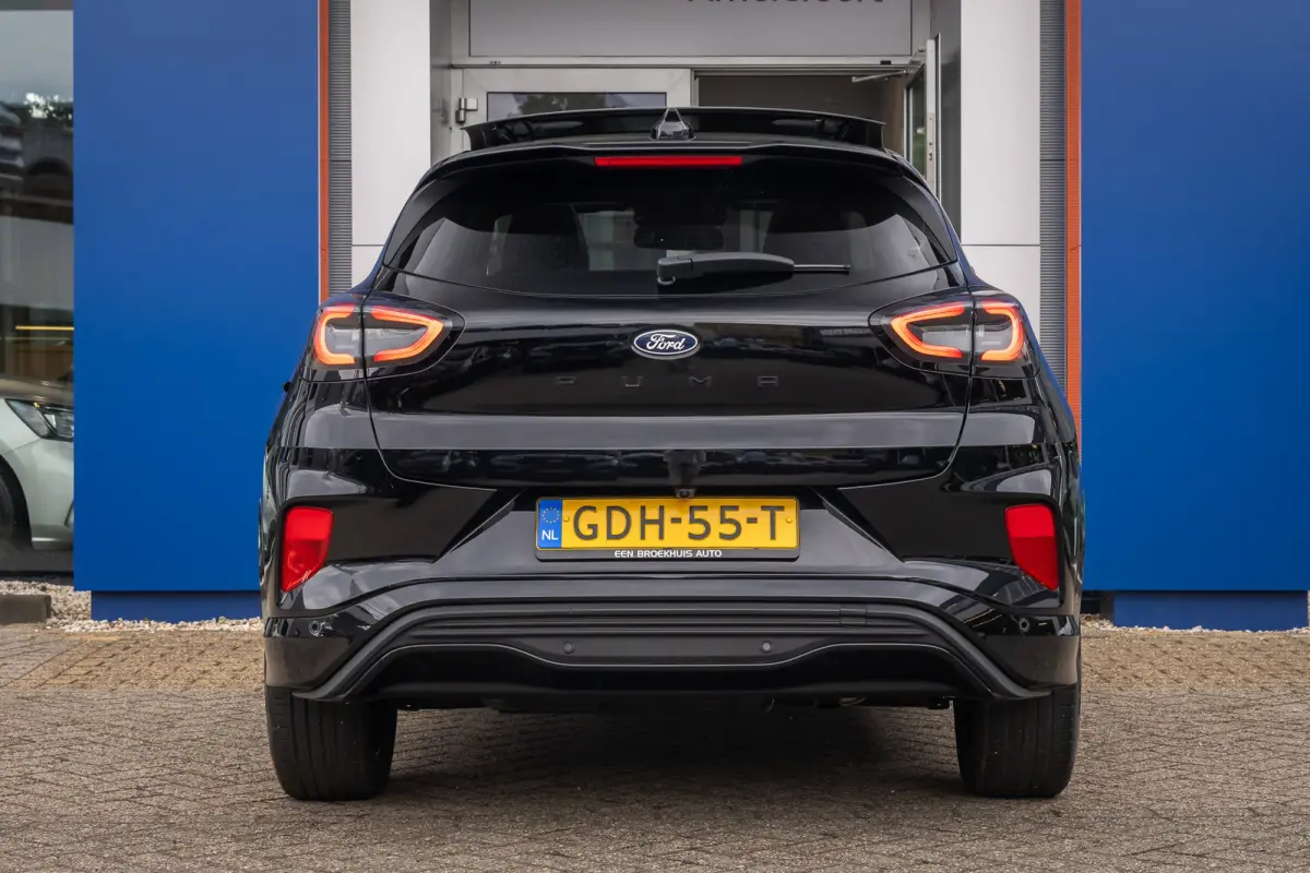 1.0 EcoBoost ST-Line X | Elek. Panorama dak | Adaptive Cruise | 360 Camera | Winterpack | B&O | Apple Carplay/Android Auto | Elek. Panorama dak | Adaptive Cruise | 360 Camera | Winterpack | 