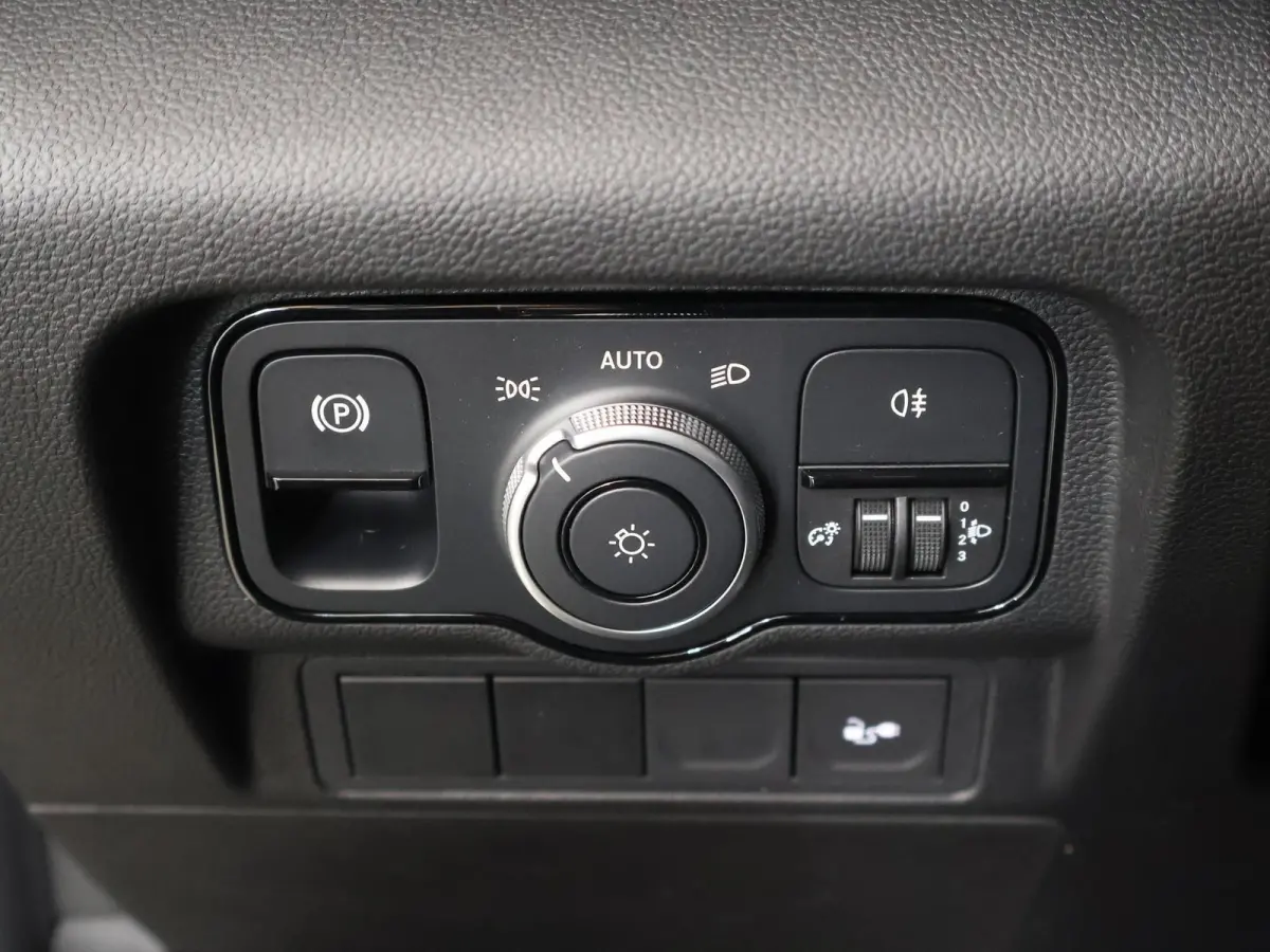 112 GB L2 51kWh | Achteruitrijcamera | Cruise Control | Climate Control | Airco | AC laden 22 kW / DC laden 75 kW |