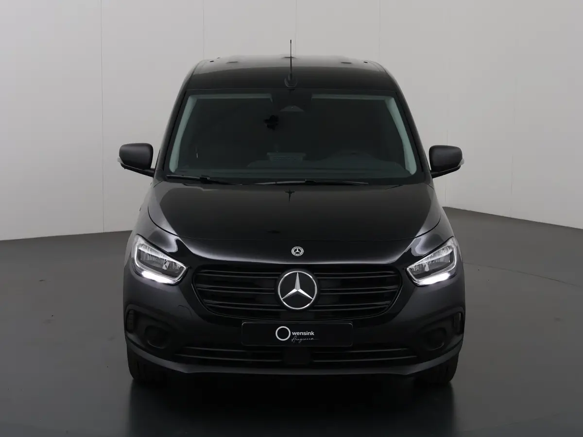 112 GB L2 51kWh | Achteruitrijcamera | Cruise Control | Climate Control | Airco | AC laden 22 kW / DC laden 75 kW |