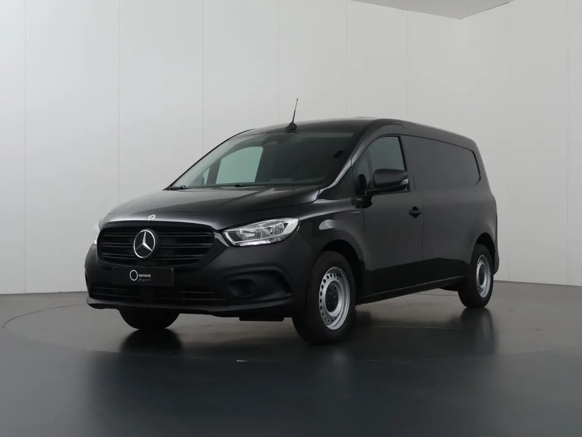 112 GB L2 51kWh | Achteruitrijcamera | Cruise Control | Climate Control | Airco | AC laden 22 kW / DC laden 75 kW |