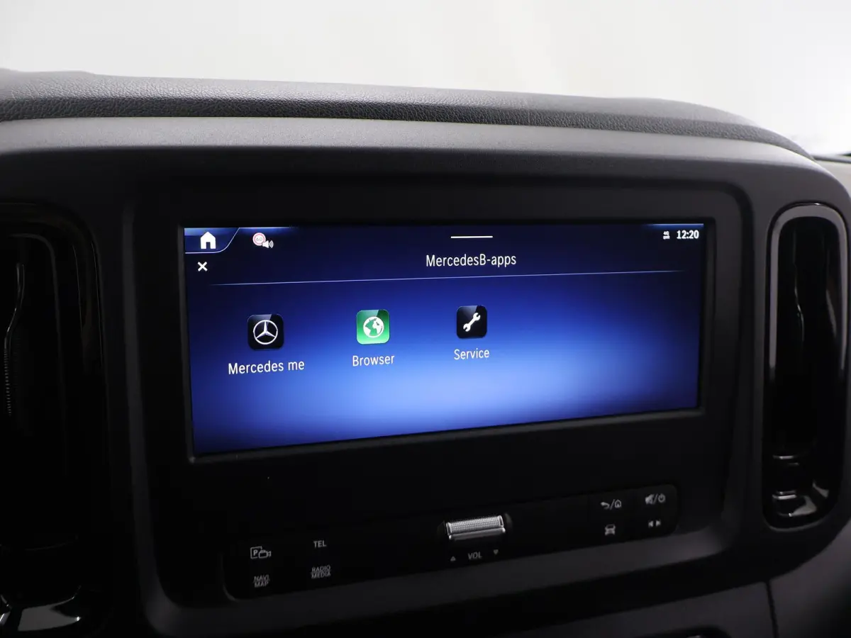 eVito L2 66 kWh | Stoelverwarming | Apple Carplay | Achteruitrijcamera | Airco | Dodehoekassistent |