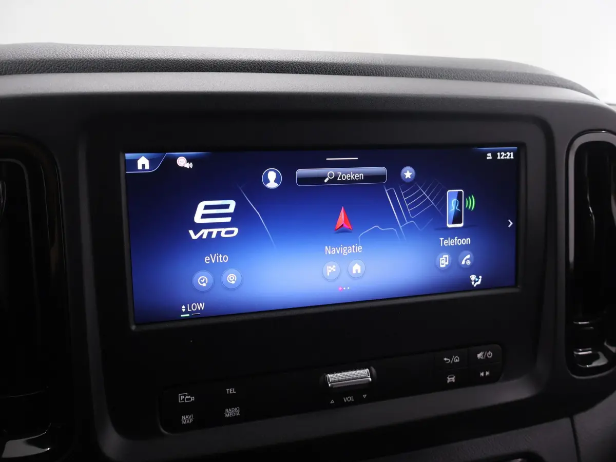 eVito L2 66 kWh | Stoelverwarming | Apple Carplay | Achteruitrijcamera | Airco | Dodehoekassistent |