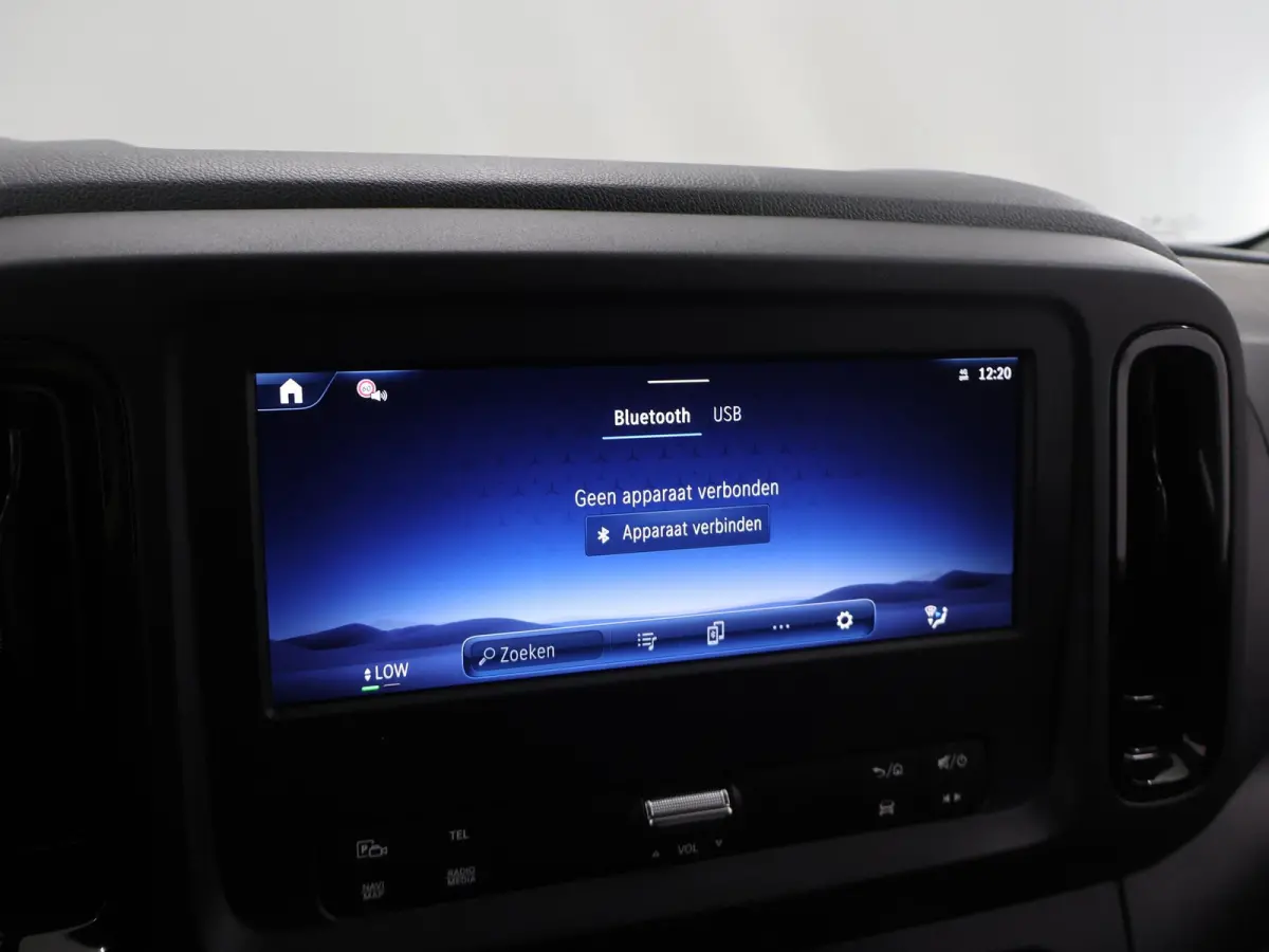 eVito L2 66 kWh | Stoelverwarming | Apple Carplay | Achteruitrijcamera | Airco | Dodehoekassistent |