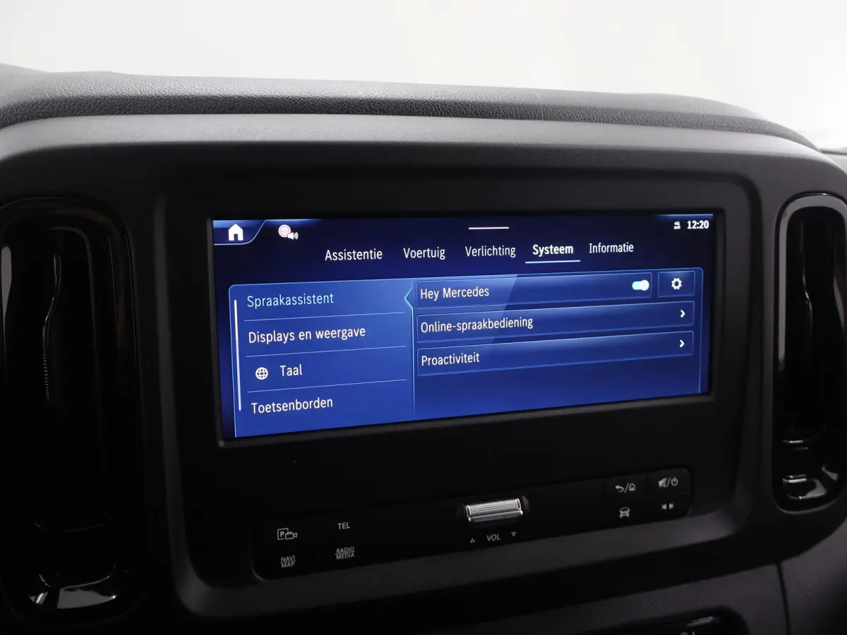 eVito L2 66 kWh | Stoelverwarming | Apple Carplay | Achteruitrijcamera | Airco | Dodehoekassistent |