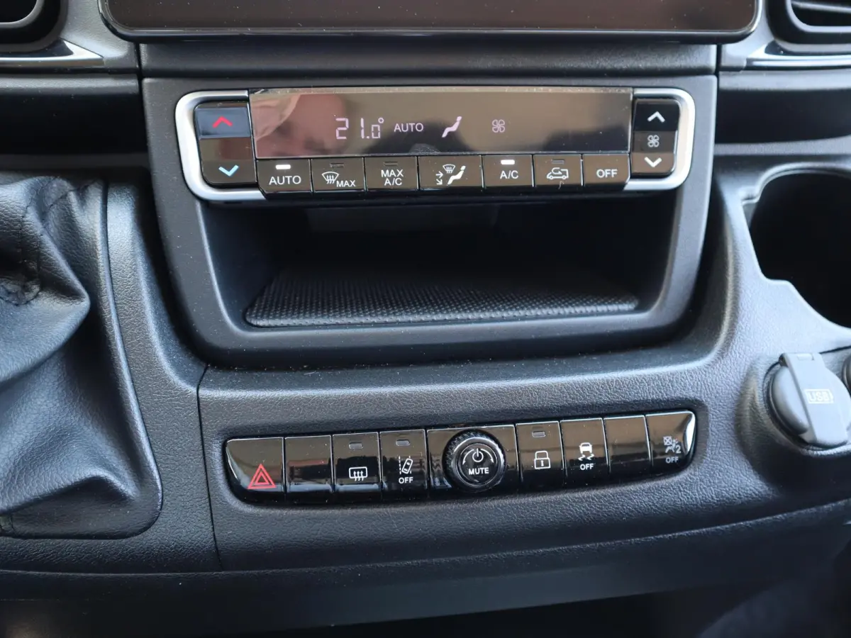 2.2 BlueHDi 120 S&S L2H2 3.3t | 2x Schuifdeur | Navigatie | Airco | Cruise Control |