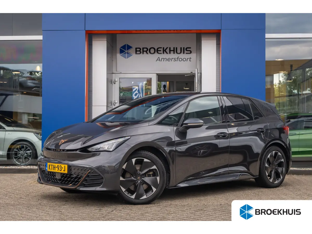 Adrenaline 62 kWh | Cruise Control Adaptief | Apple Carplay/Android Auto | 19'' L.M . | Navi | LED | Full-LED koplampen | Lichtmetalen velgen 19" | Navigatiesysteem full map