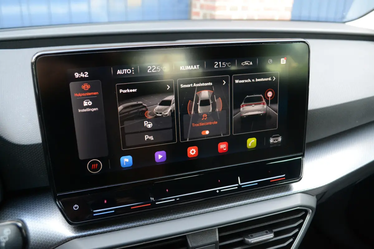 1.0 TSI Style Business Intense | Trekhaak | Camera | Virtual Cockpit | Carplay/Android Auto