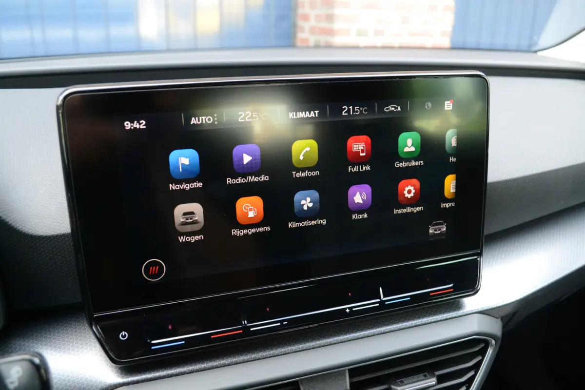 1.0 TSI Style Business Intense | Trekhaak | Camera | Virtual Cockpit | Carplay/Android Auto