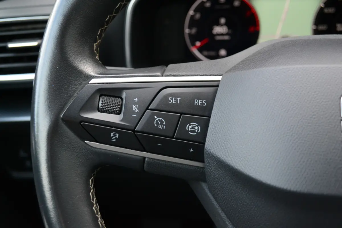 1.0 TSI Style Business Intense | Trekhaak | Camera | Virtual Cockpit | Carplay/Android Auto