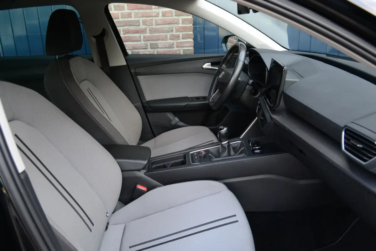 1.0 TSI Style Business Intense | Trekhaak | Camera | Virtual Cockpit | Carplay/Android Auto