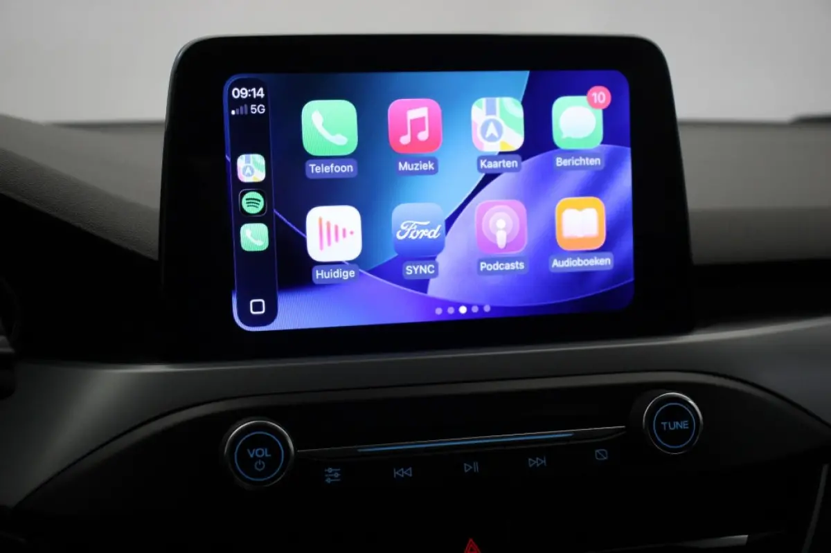 1.0 EcoBoost Hybrid Titanium Style - Carplay, Camera, Clima, Blind Spot