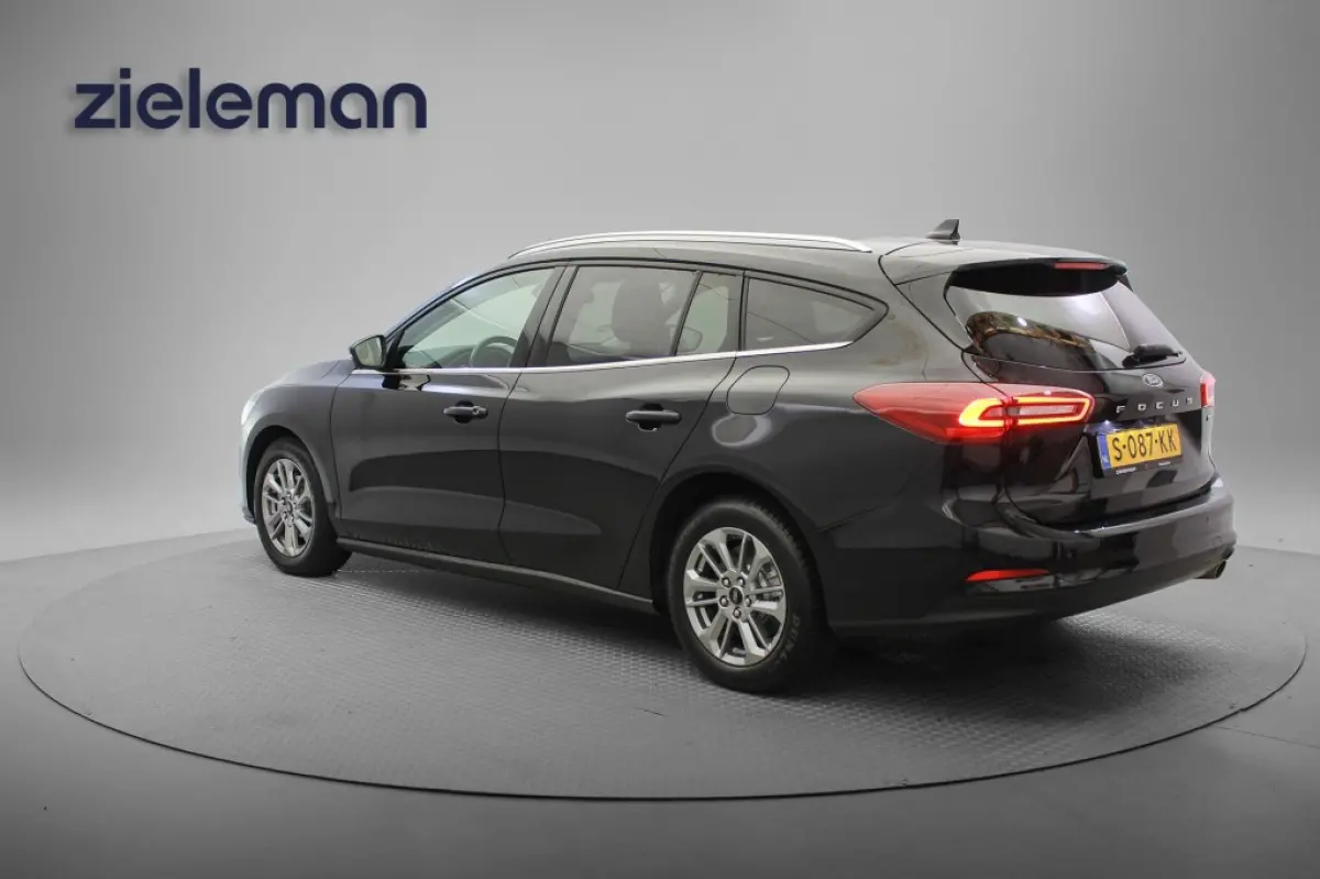 1.0 EcoBoost Hybrid Titanium Style - Carplay, Camera, Clima, Blind Spot