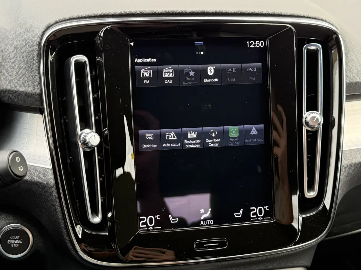 1.5 T5 Plug-in hybrid Core Bright | Navi | CarPlay | LED | DAB+ | 18 inch