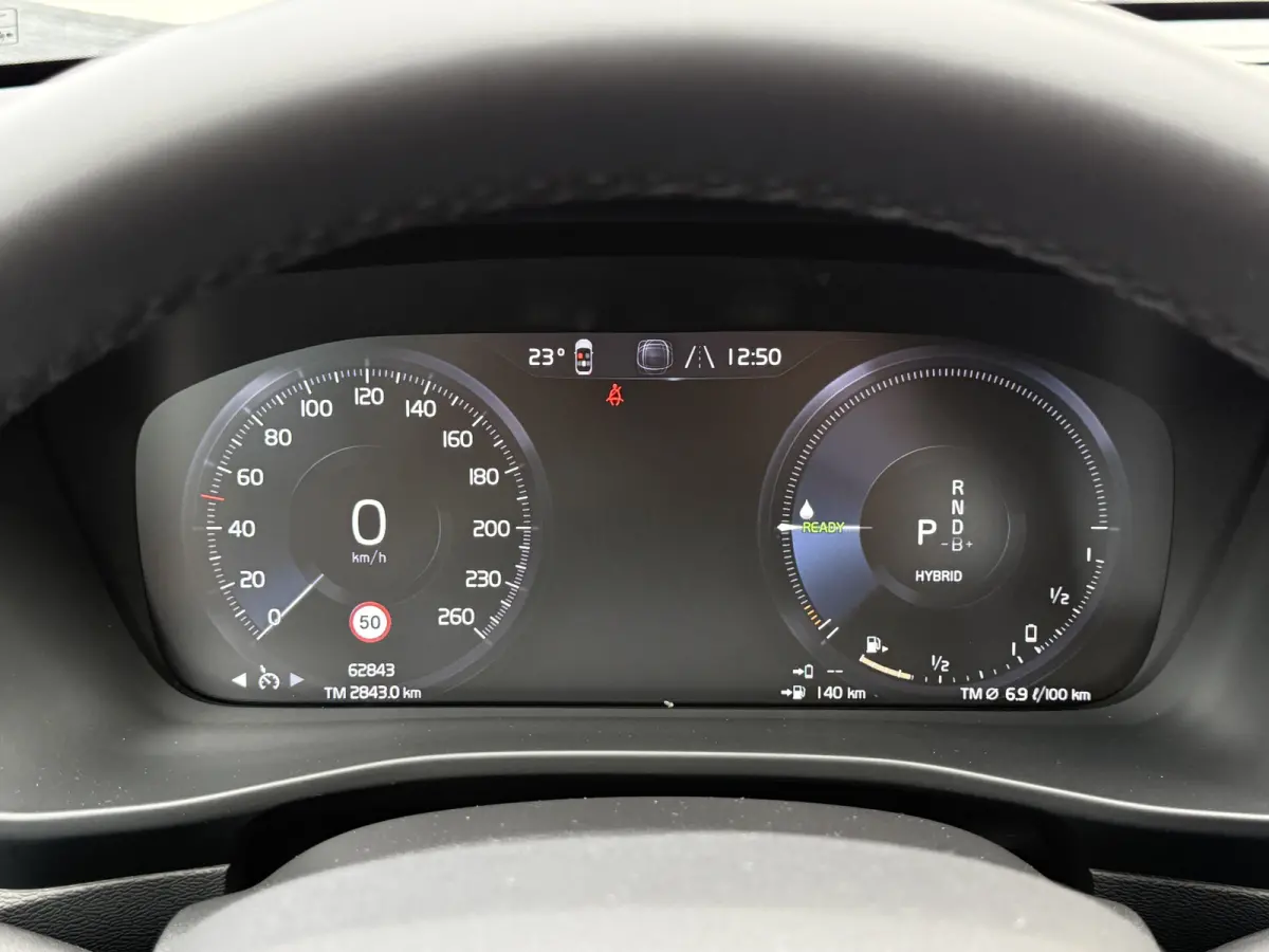 1.5 T5 Plug-in hybrid Core Bright | Navi | CarPlay | LED | DAB+ | 18 inch