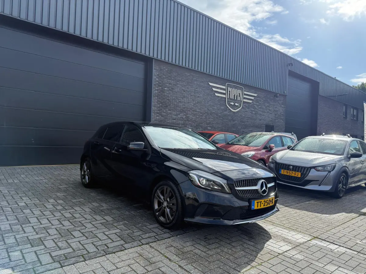 160 AMG Night Edition | 1E EIGENAAR | 12MND GARANTIE | LED | CRUISE | NAVI | BLUETOOTH | TREKHAAK |