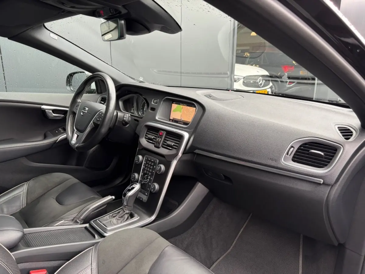 1.5 T3 R-Design Pano LED Camera H/K Cruise 4-seizoensbanden NL-auto