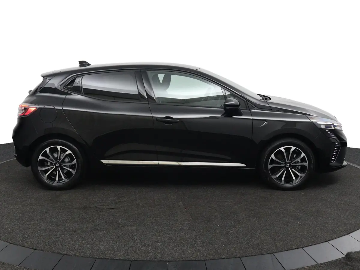 techno full hybrid E-Tech 145 | Groot Navigatie | Parkeercamera | Climate Control |