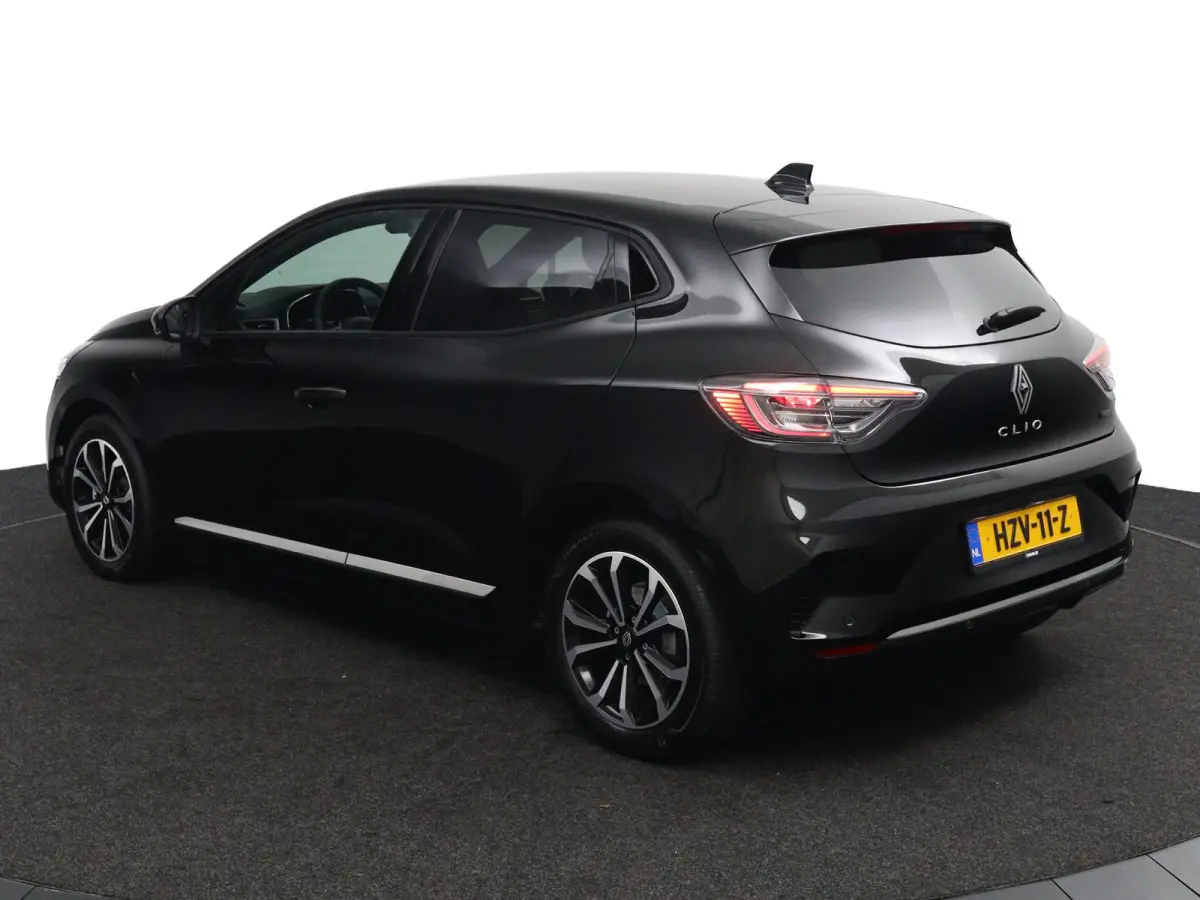 techno full hybrid E-Tech 145 | Groot Navigatie | Parkeercamera | Climate Control |