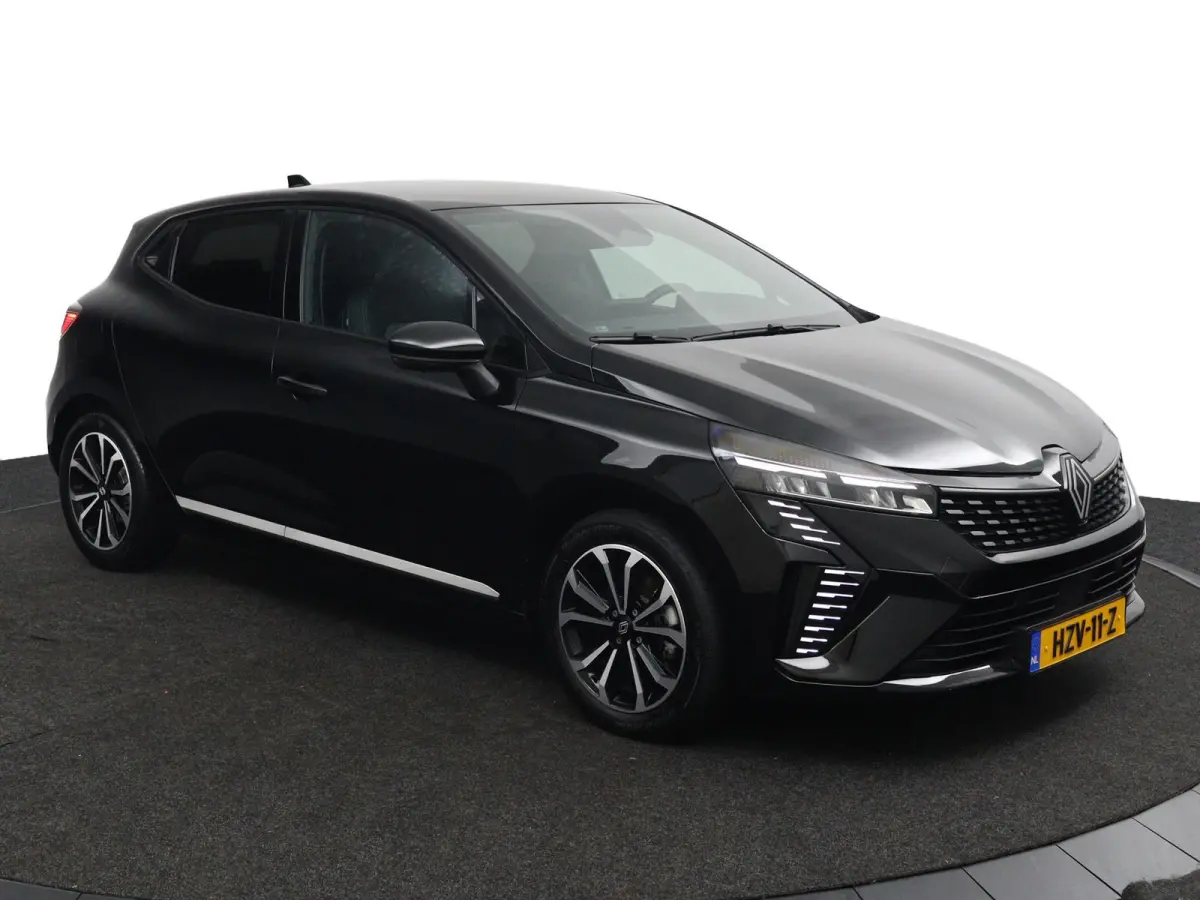 techno full hybrid E-Tech 145 | Groot Navigatie | Parkeercamera | Climate Control |