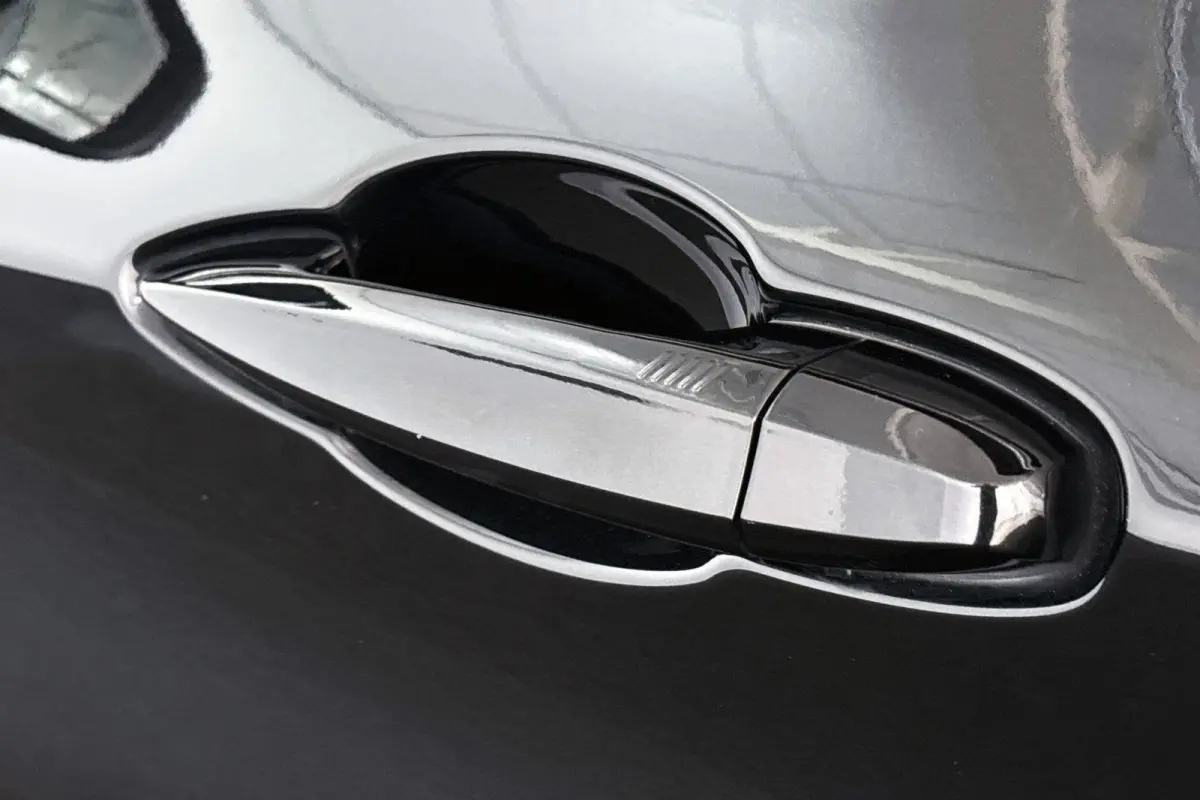 216i Business Edition Plus Trekhaak Stoelverwarming Head-Up Harman Kardon