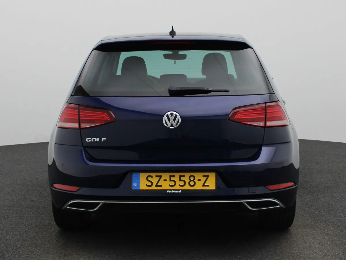 1.0 TSI Highline | Airconditioning | Cruise Control | Navigatie | DAB | Parkeersensoren | Lichtmetalen Velgen |