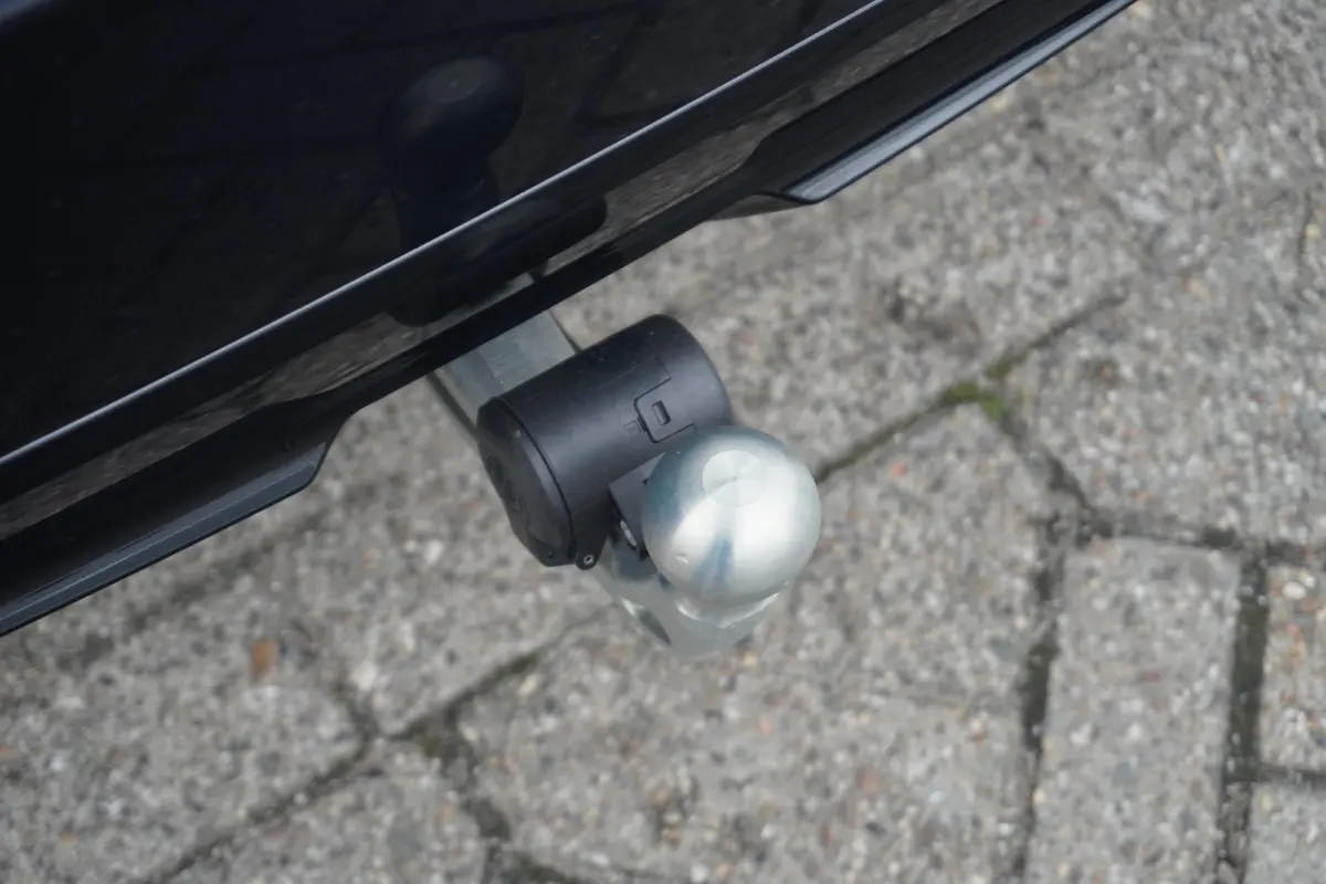eDrive40 | M Sportpakket Pro | Harman Kardon | Active Cruise Control | Elektrisch verstelbare stoelen | Trekhaak